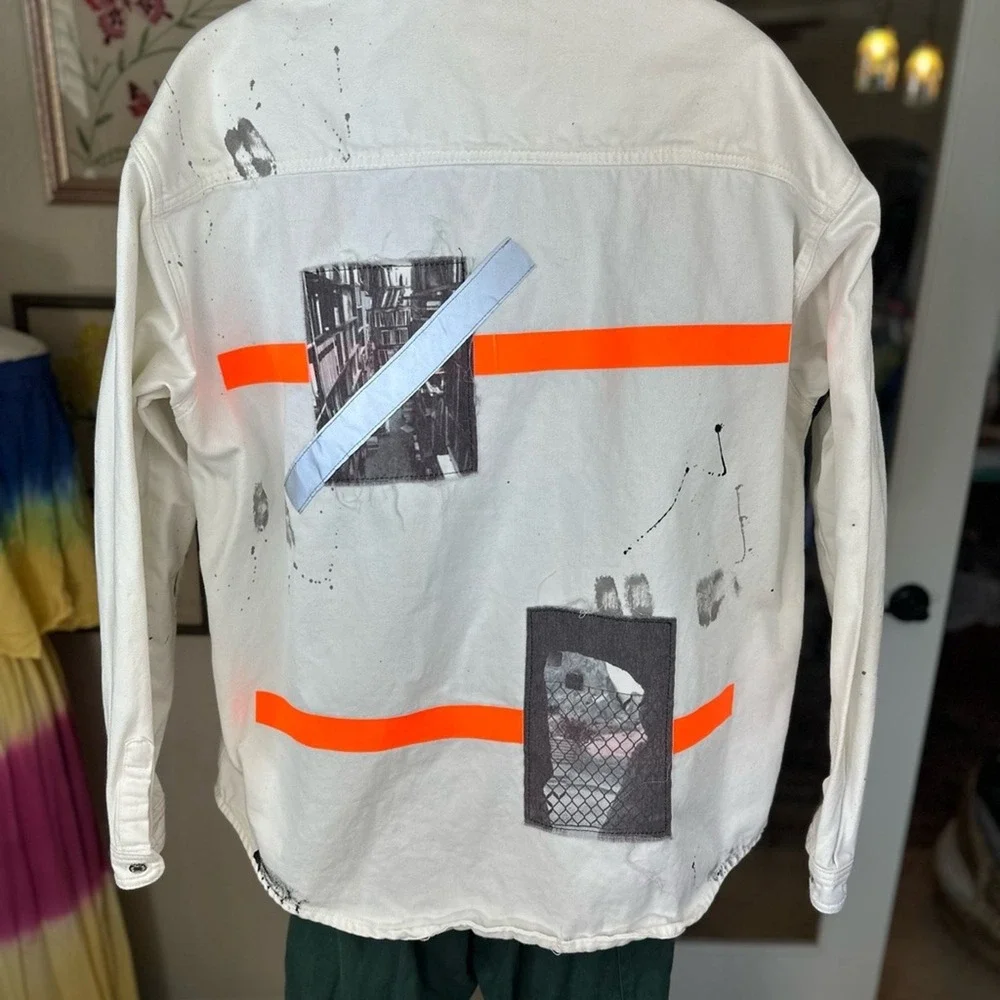 Zara Men's Size XL White Denim oversized Jacket‎ w paint patches orange Accents